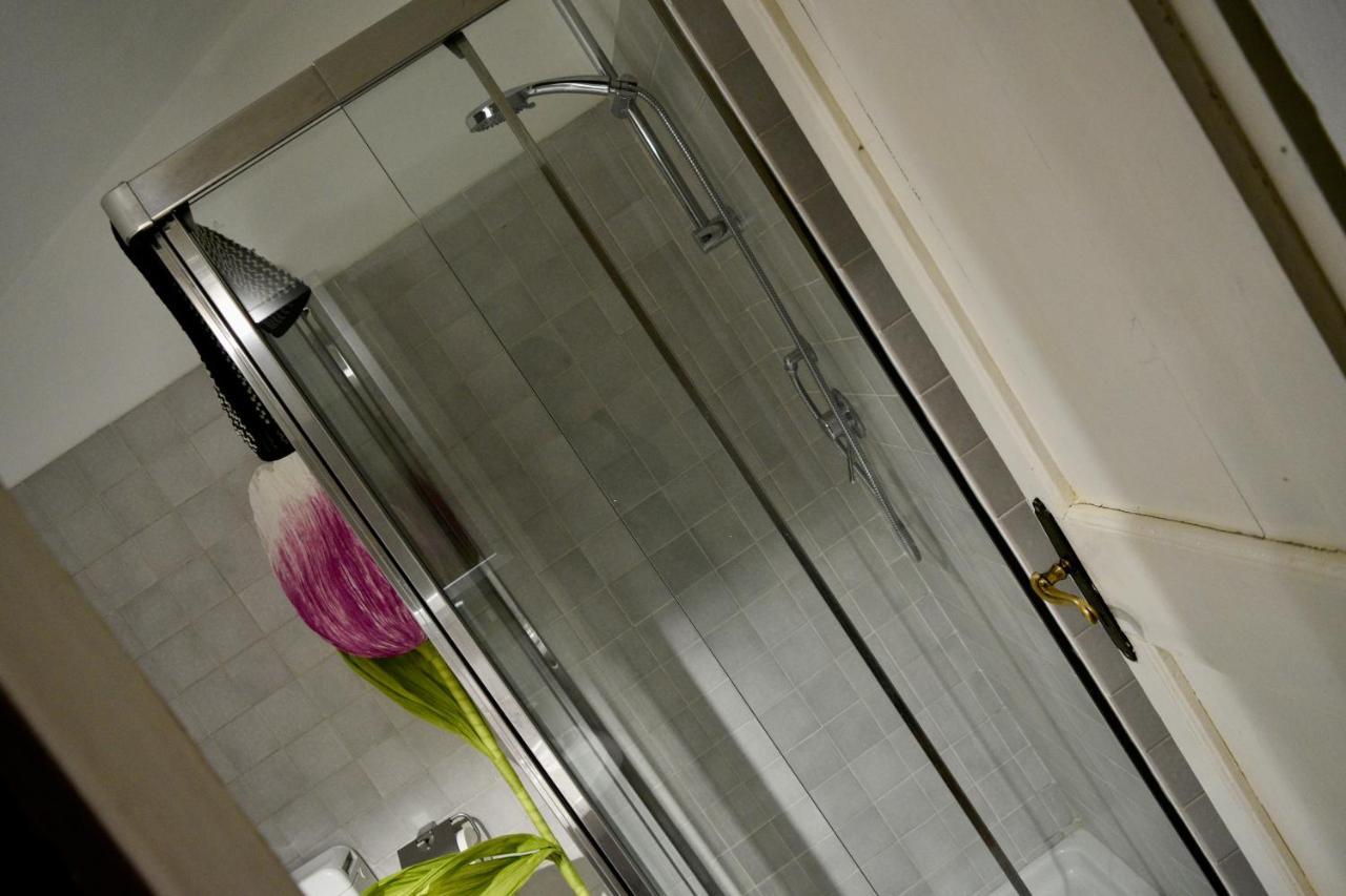 B&B Maggiore 58 โบโลญญา ภายนอก รูปภาพ